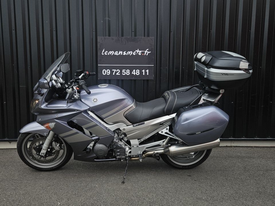 YAMAHA FJR 1300 4