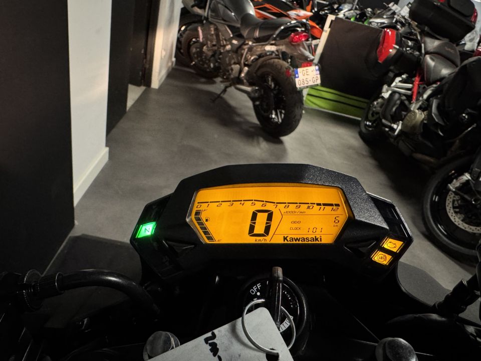 KAWASAKI Z-125 4