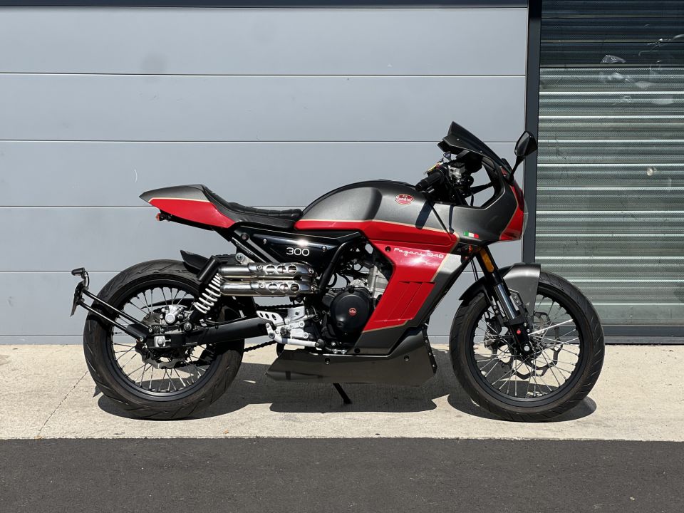 FB MONDIAL PAGANI 300 4