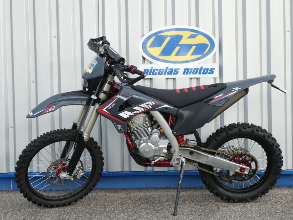 AJP 240 SPR EXTREME 4