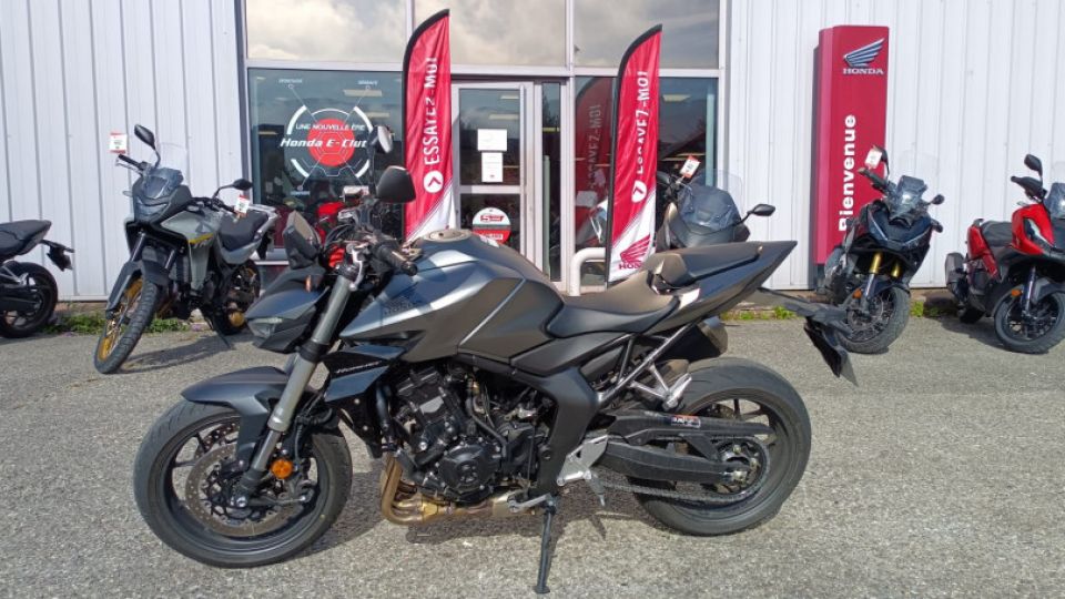 HONDA CB 1000 Hornet 4