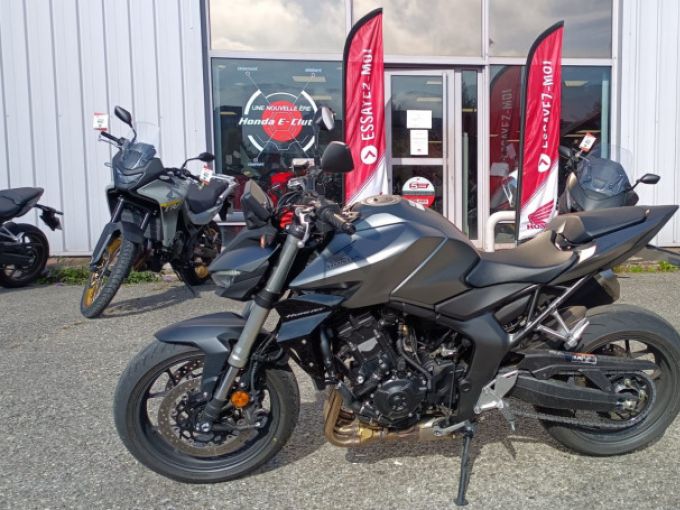 HONDA CB 1000 Hornet 4