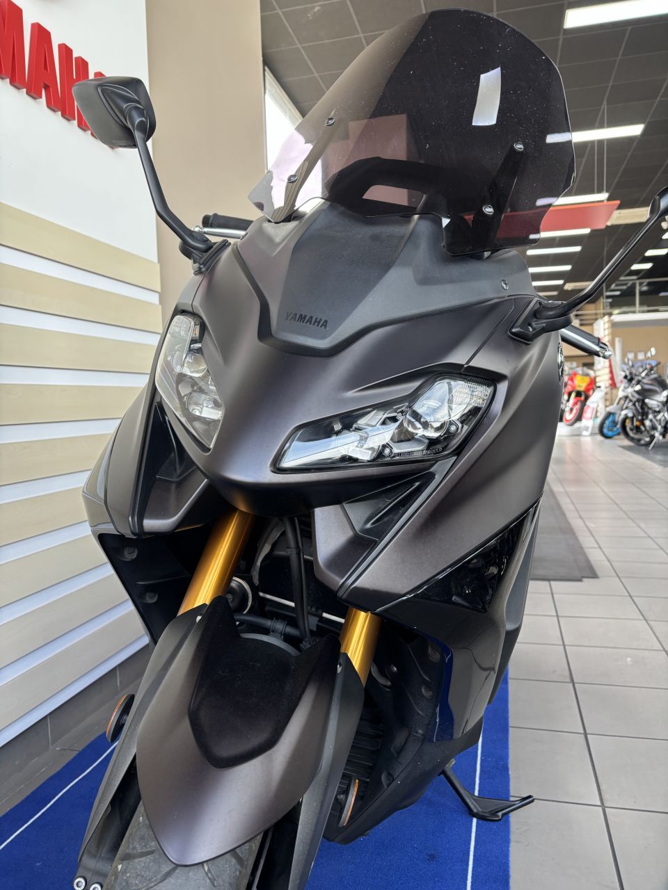 YAMAHA XP T-MAX 560 TECH MAX 4