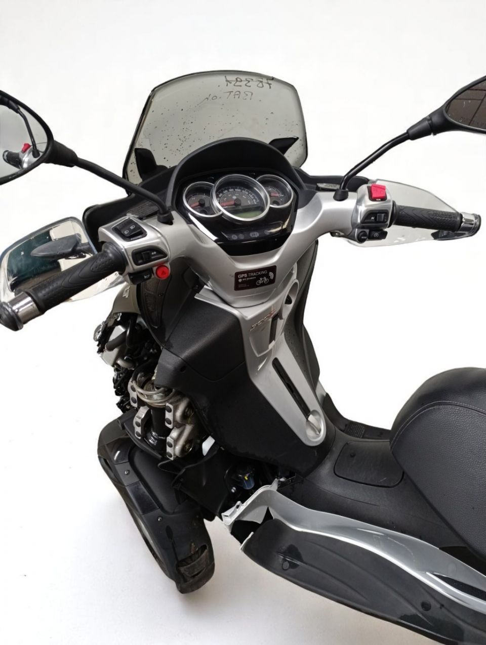 PIAGGIO MP3 300LT YOURBAN 4