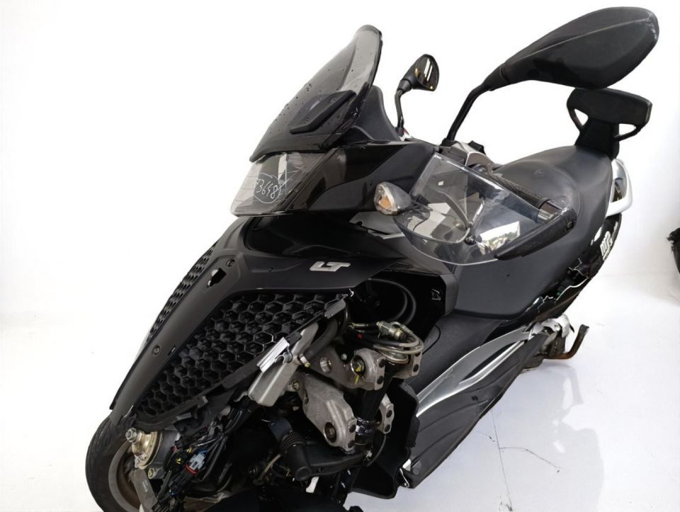 PIAGGIO MP3 300LT YOURBAN 4