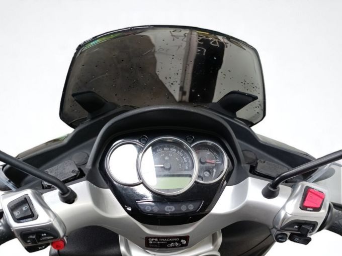 PIAGGIO MP3 300LT YOURBAN 4