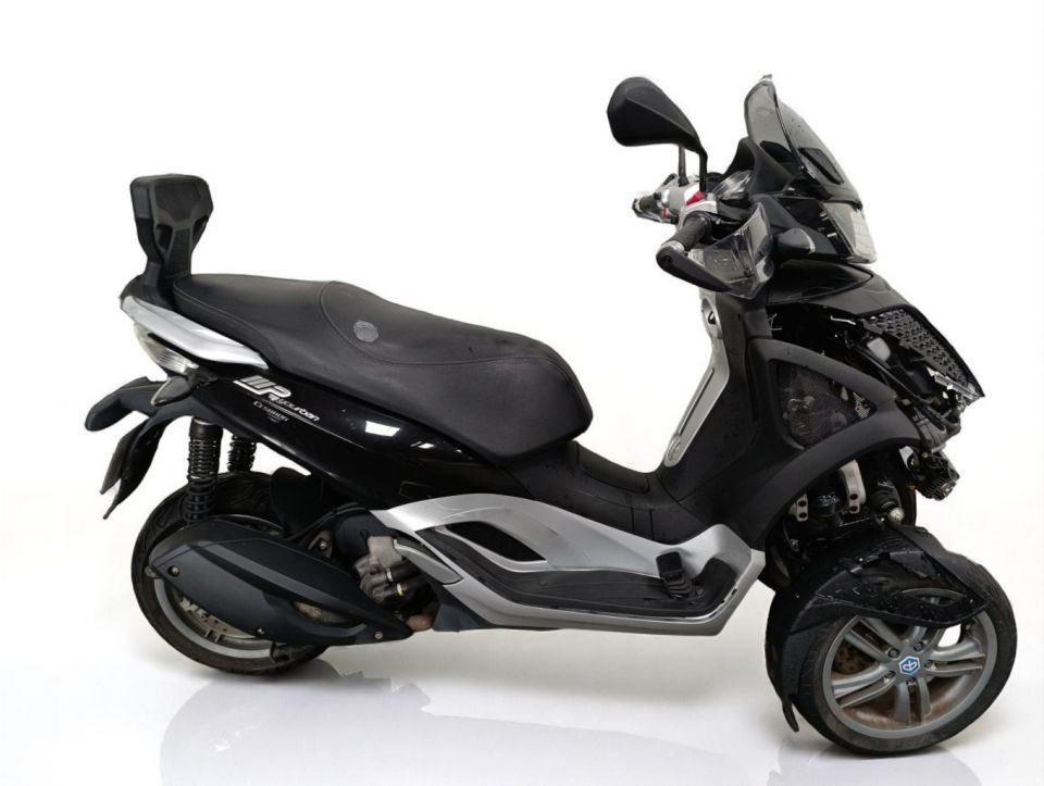 PIAGGIO MP3 300LT YOURBAN 4