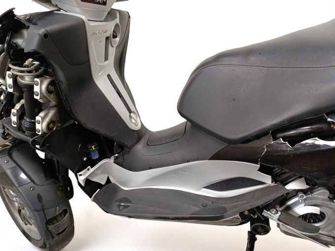 PIAGGIO MP3 300LT YOURBAN 4