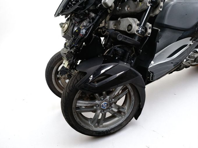 PIAGGIO MP3 300LT YOURBAN 4
