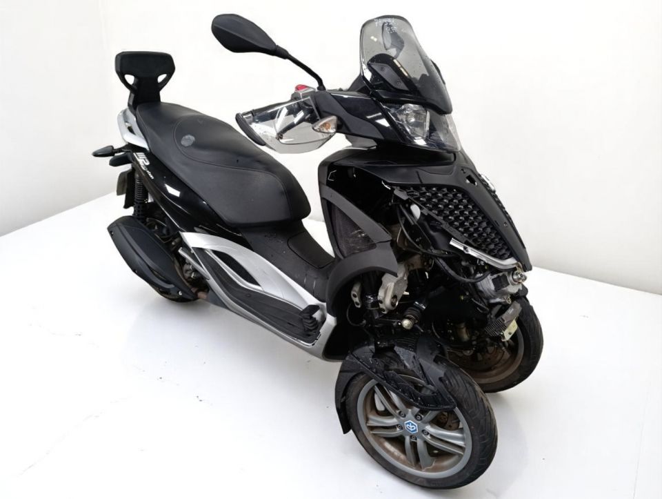 PIAGGIO MP3 300LT YOURBAN 4