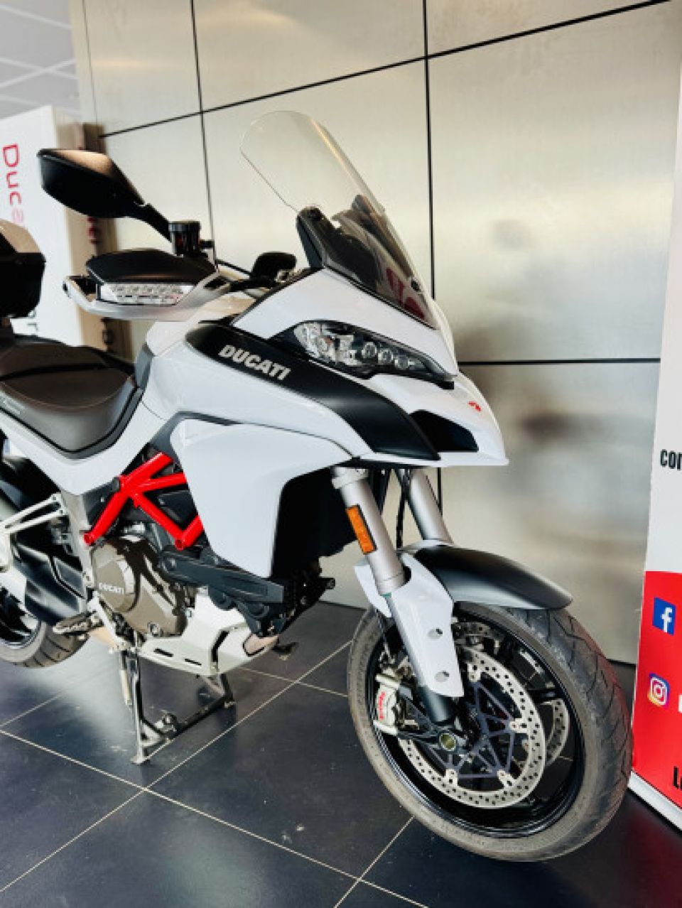 DUCATI MULTISTRADA 1200 S TOURING 4