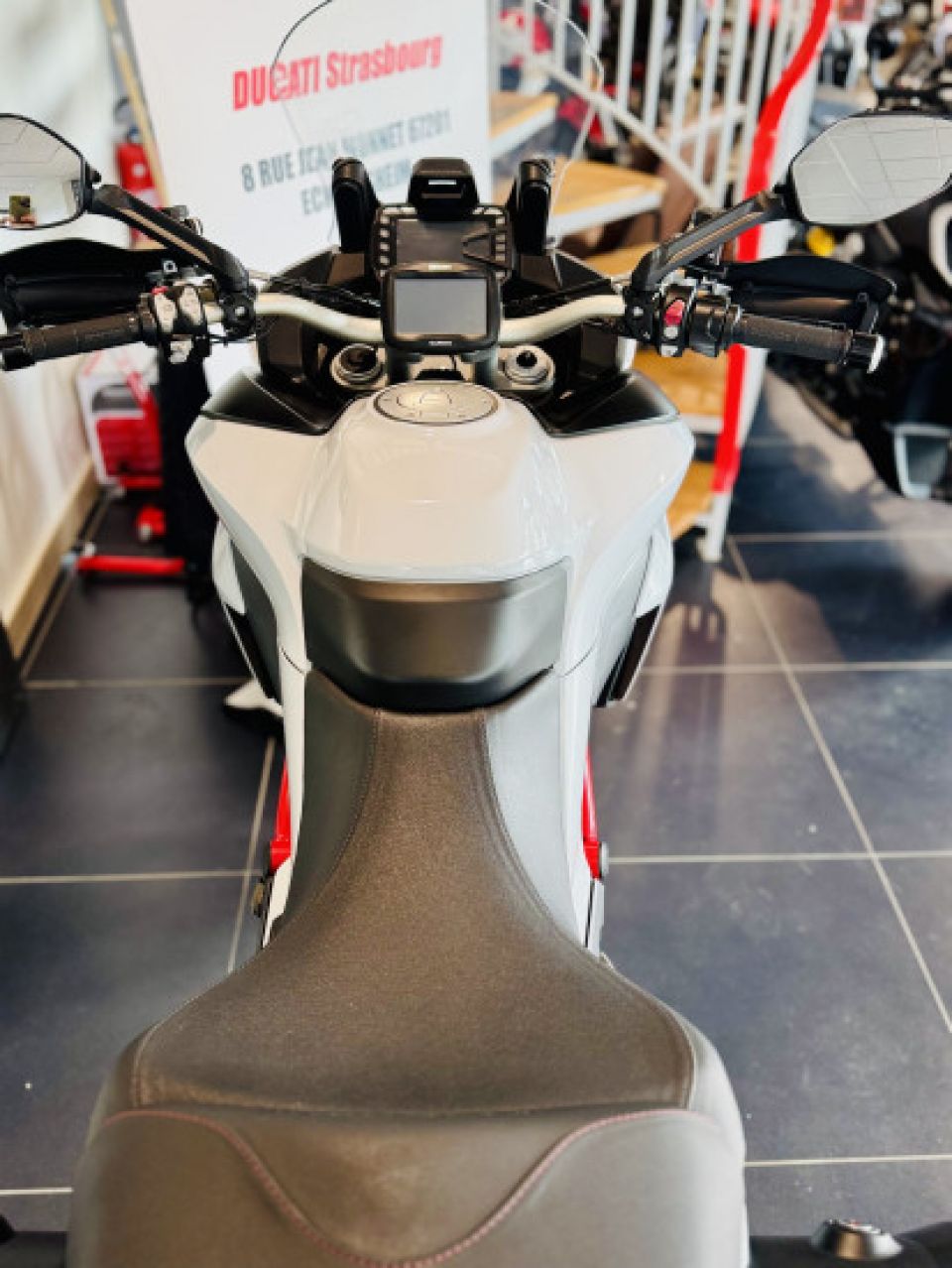 DUCATI MULTISTRADA 1200 S TOURING 4