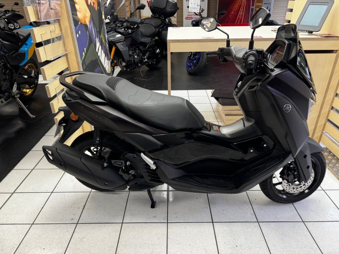 YAMAHA NMAX 125 TECH MAX 4
