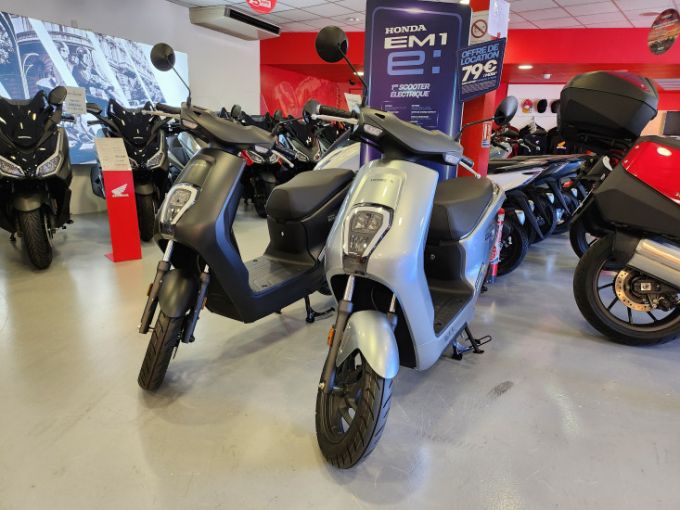 HONDA EM1 e: 4