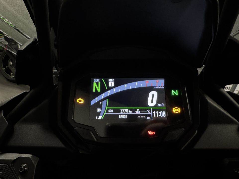 KAWASAKI VERSYS 650 4