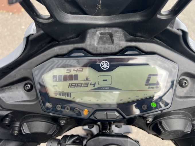YAMAHA TRACER 7 4