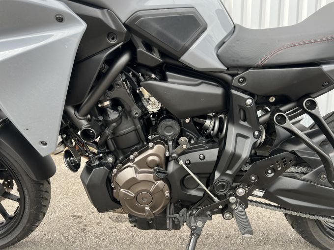 YAMAHA TRACER 7 4