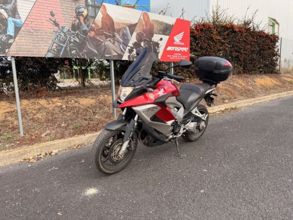 HONDA VFR800X 4
