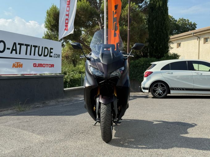YAMAHA XP T-MAX 560 4