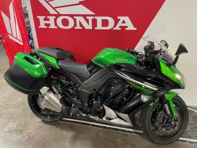 KAWASAKI NINJA 1000 SX TOURER 4