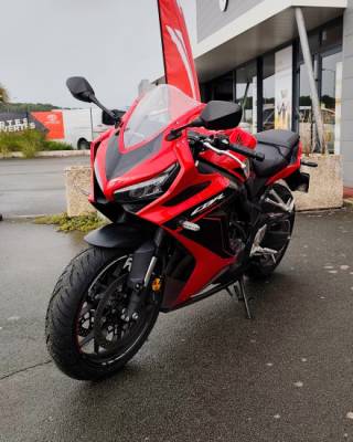 HONDA CBR650R - 2023