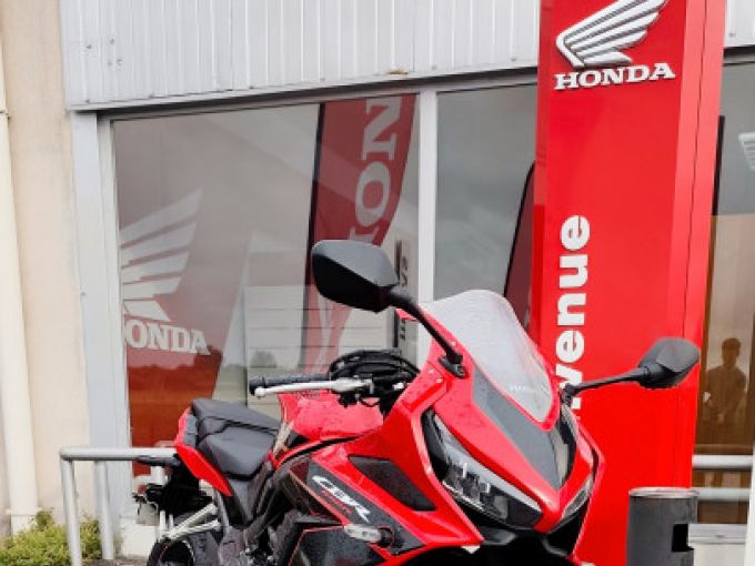 HONDA CBR650R 4