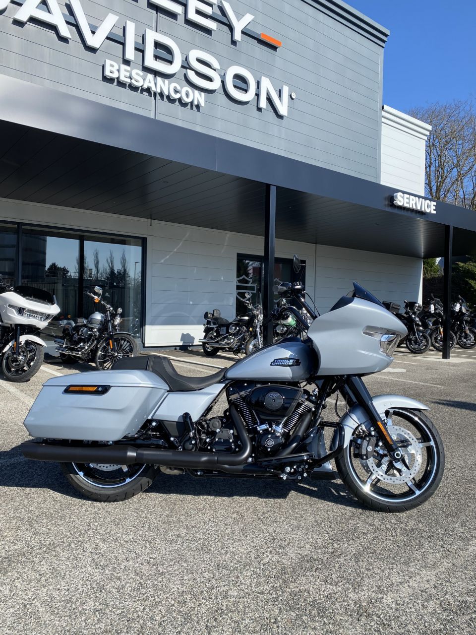 HARLEY-DAVIDSON TOURING ROAD GLIDE 1923 4