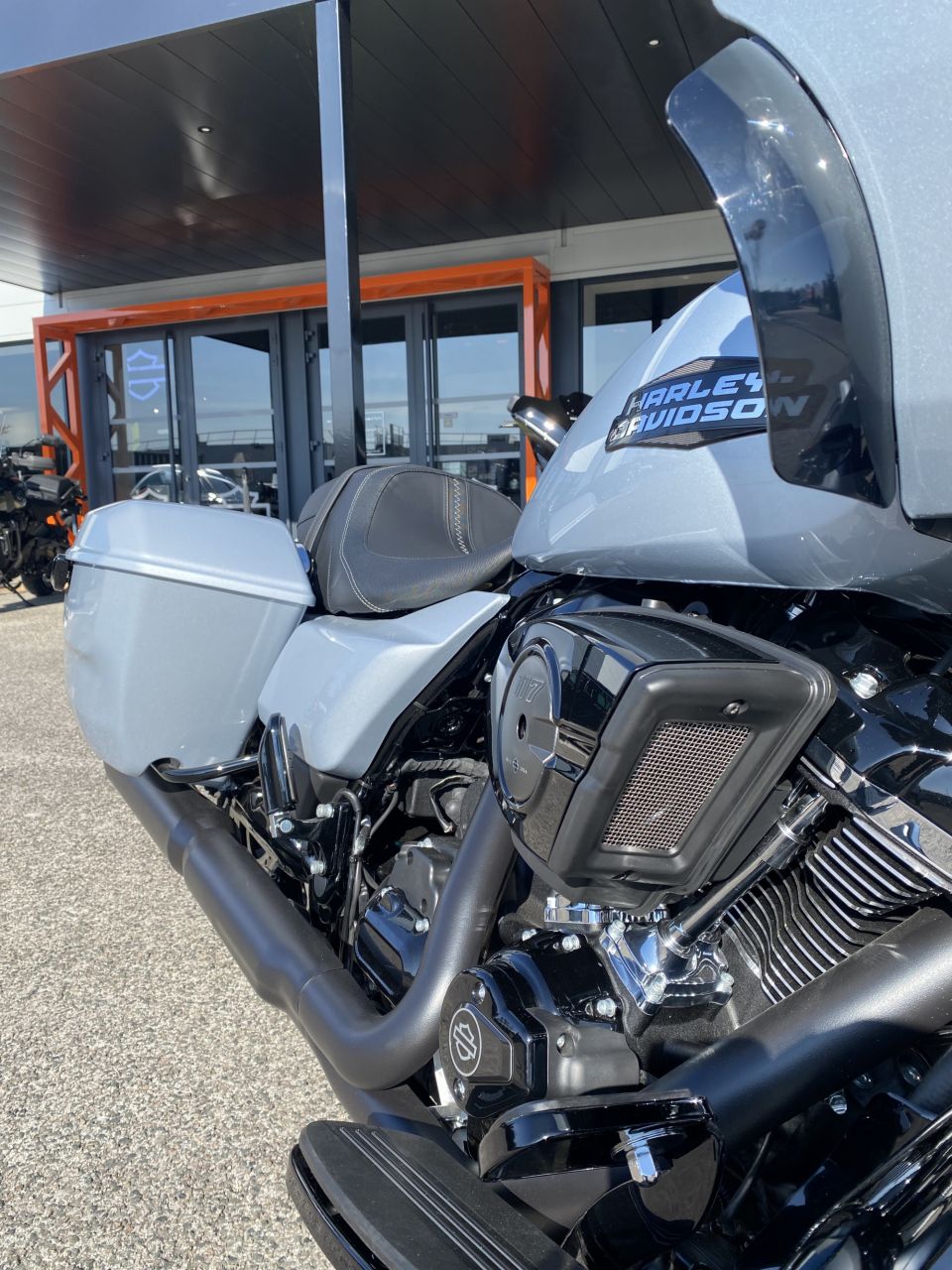 HARLEY-DAVIDSON TOURING ROAD GLIDE 1923 4