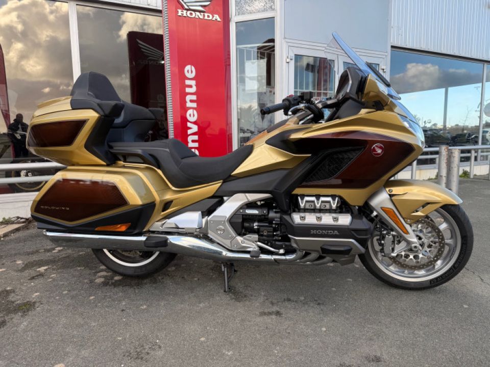 HONDA GoldWing Touring DCT Airbag 4