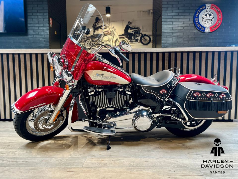 HARLEY-DAVIDSON HYDRA-GLIDE REVIVAL 1868 4