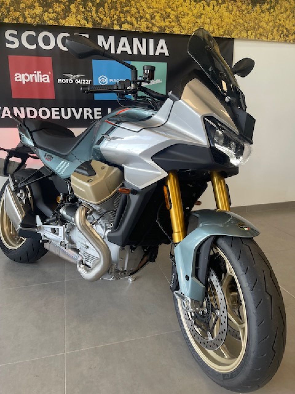 MOTO GUZZI V100  MANDELLO 4