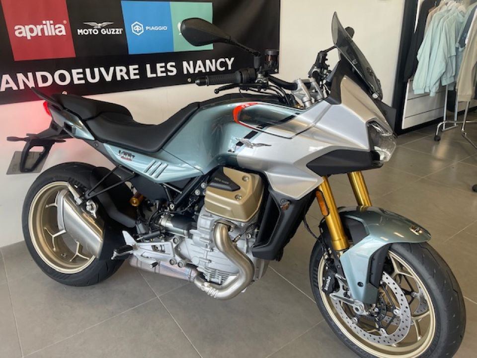 MOTO GUZZI V100  MANDELLO 4