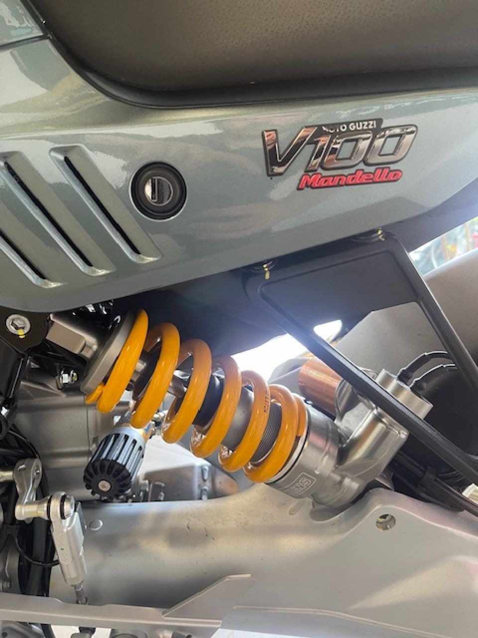 MOTO GUZZI V100  MANDELLO 4