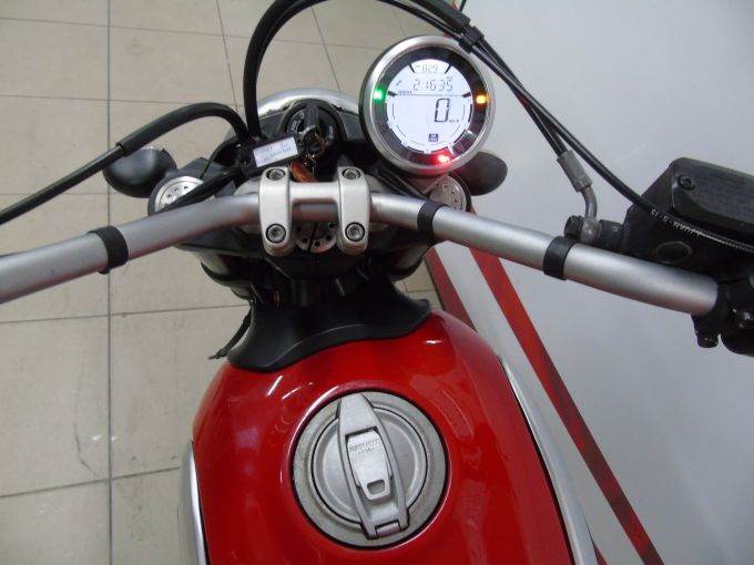 DUCATI SCRAMBLER 800 ABS 4