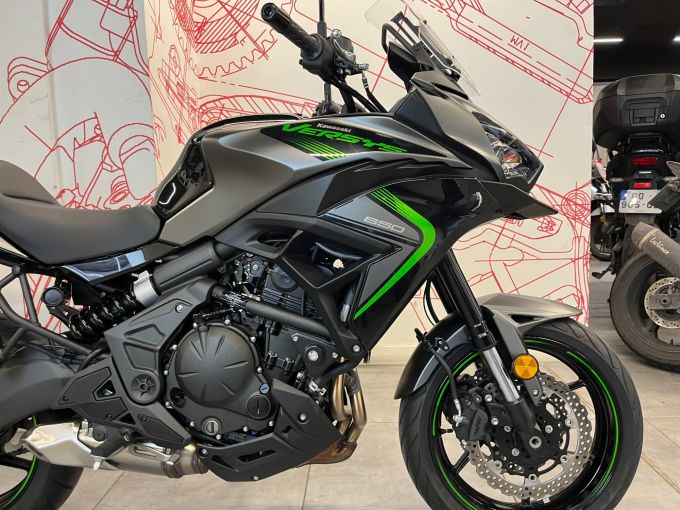 KAWASAKI VERSYS 650 4