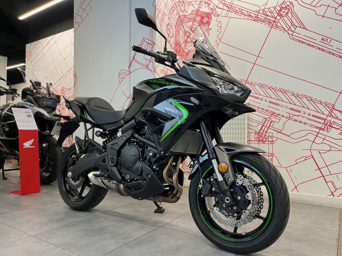 KAWASAKI VERSYS 650 4