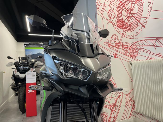 KAWASAKI VERSYS 650 4
