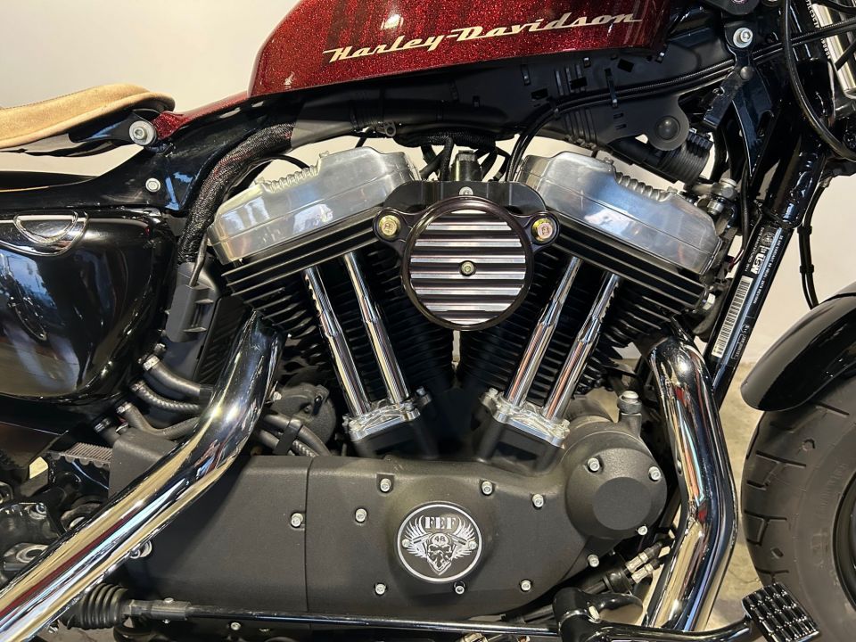 HARLEY-DAVIDSON SPORTSTER FORTY-EIGHT 1200 4