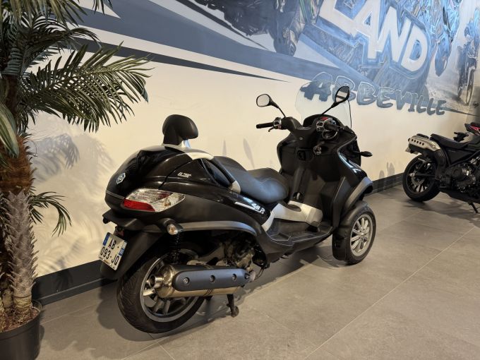 PIAGGIO MP3 400 4