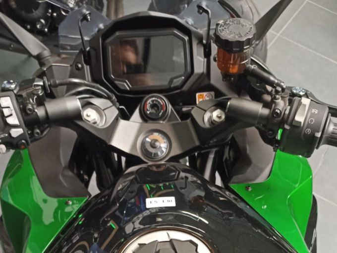 KAWASAKI NINJA 1000 SX 4