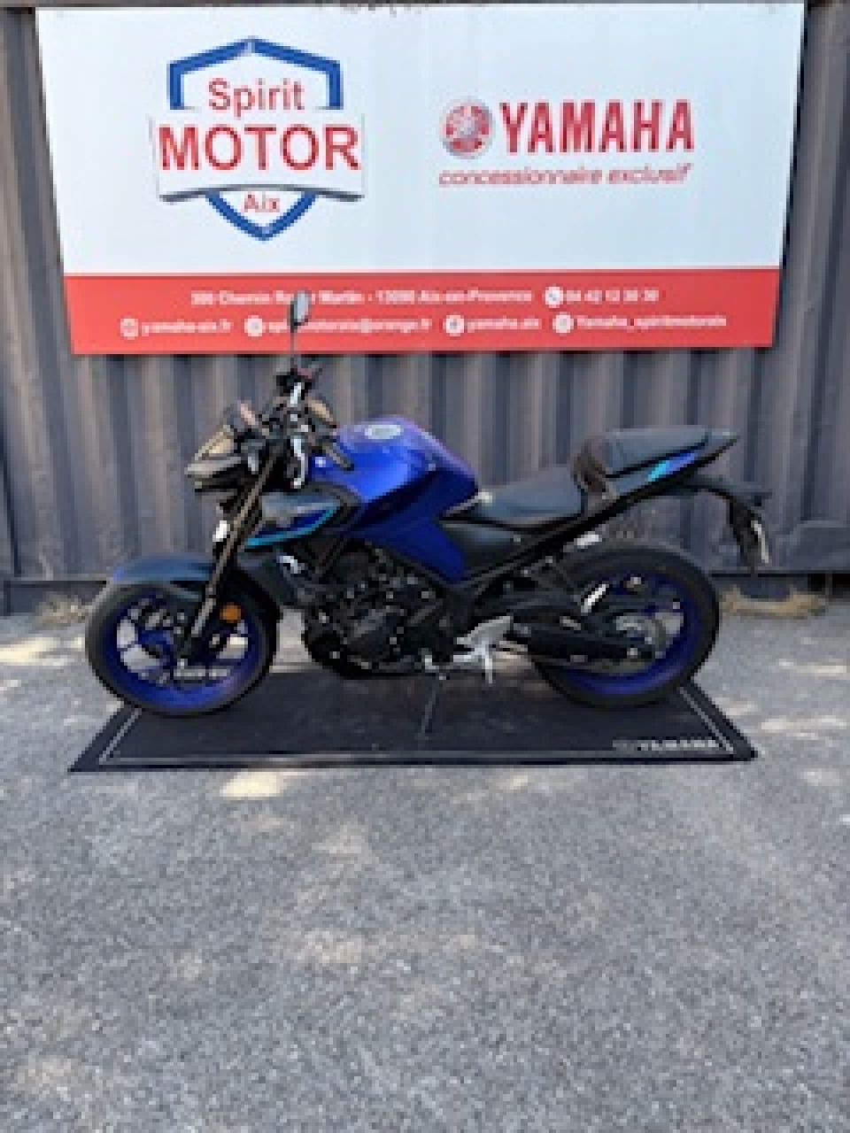YAMAHA MT-03 4