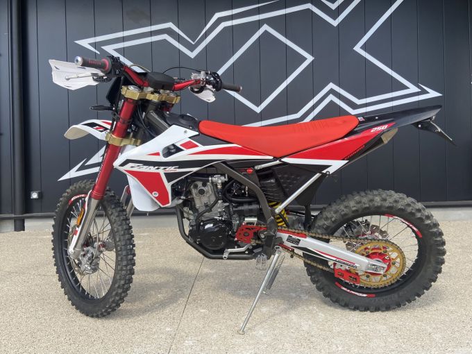 FANTIC XEF 250 4