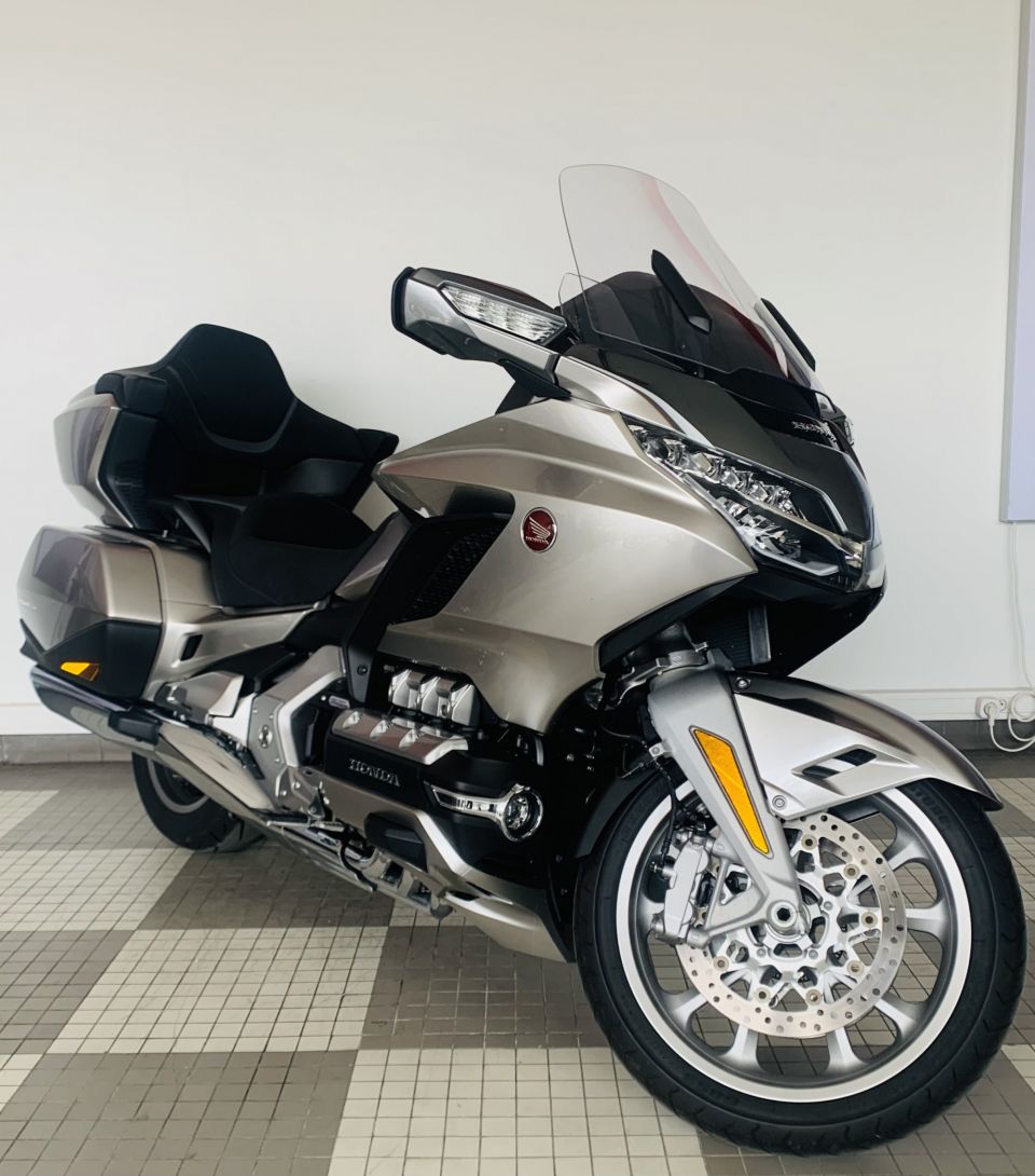 HONDA GL 1800 GOLDWING AIR BAG GPS 4