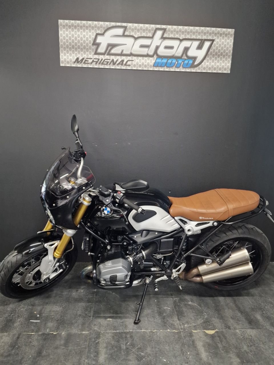 BMW R NineT 4
