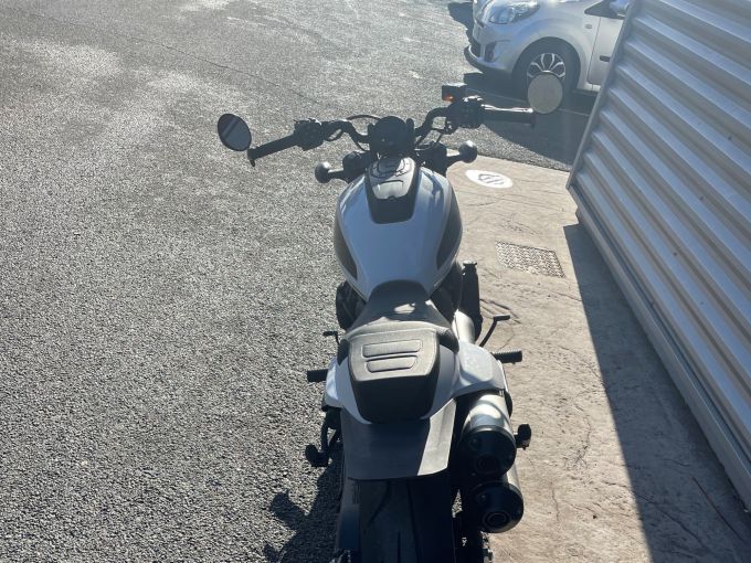 HARLEY-DAVIDSON SPORTSTER 1250 S 4
