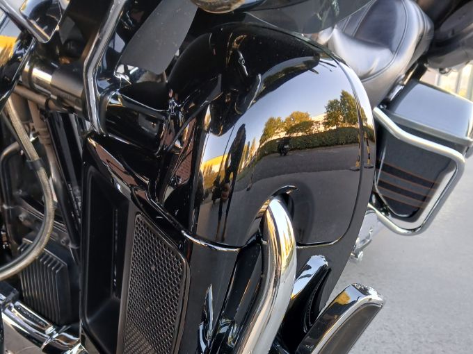 HARLEY-DAVIDSON TOURING ROAD GLIDE 1800 ULTRA CVO 4