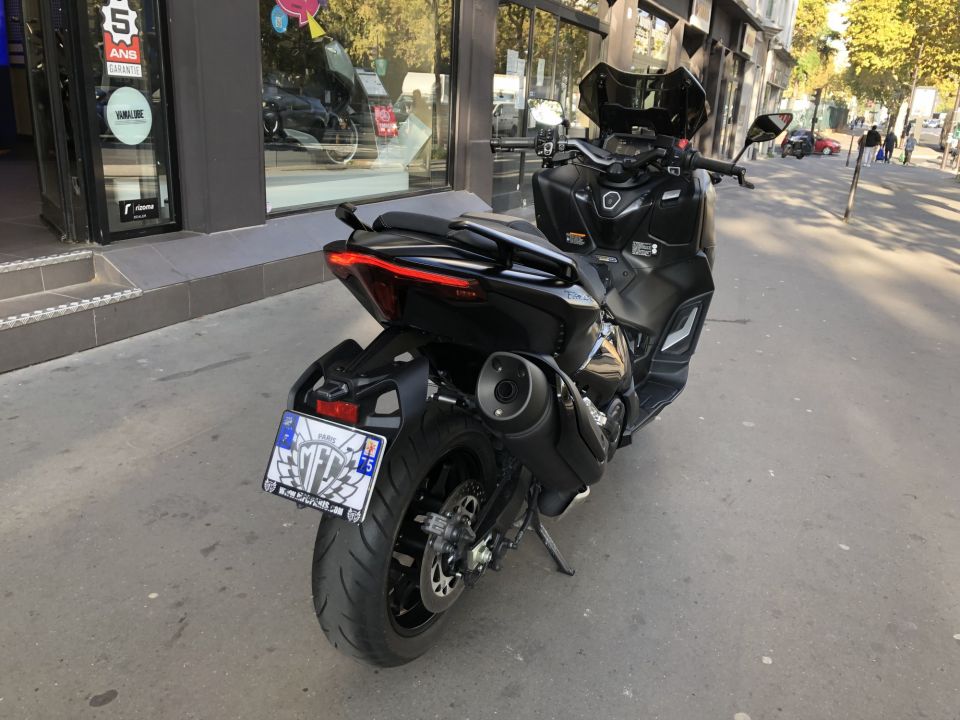 YAMAHA XP T-MAX 560 TECH MAX 4