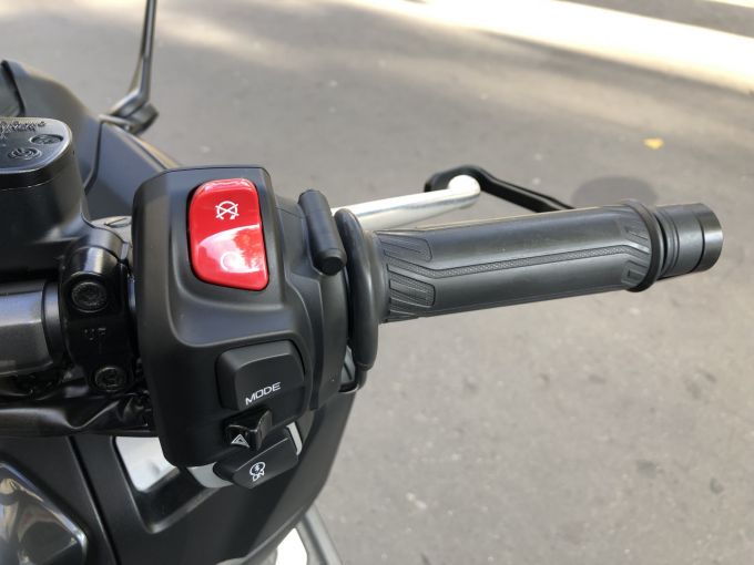 YAMAHA XP T-MAX 560 TECH MAX 4