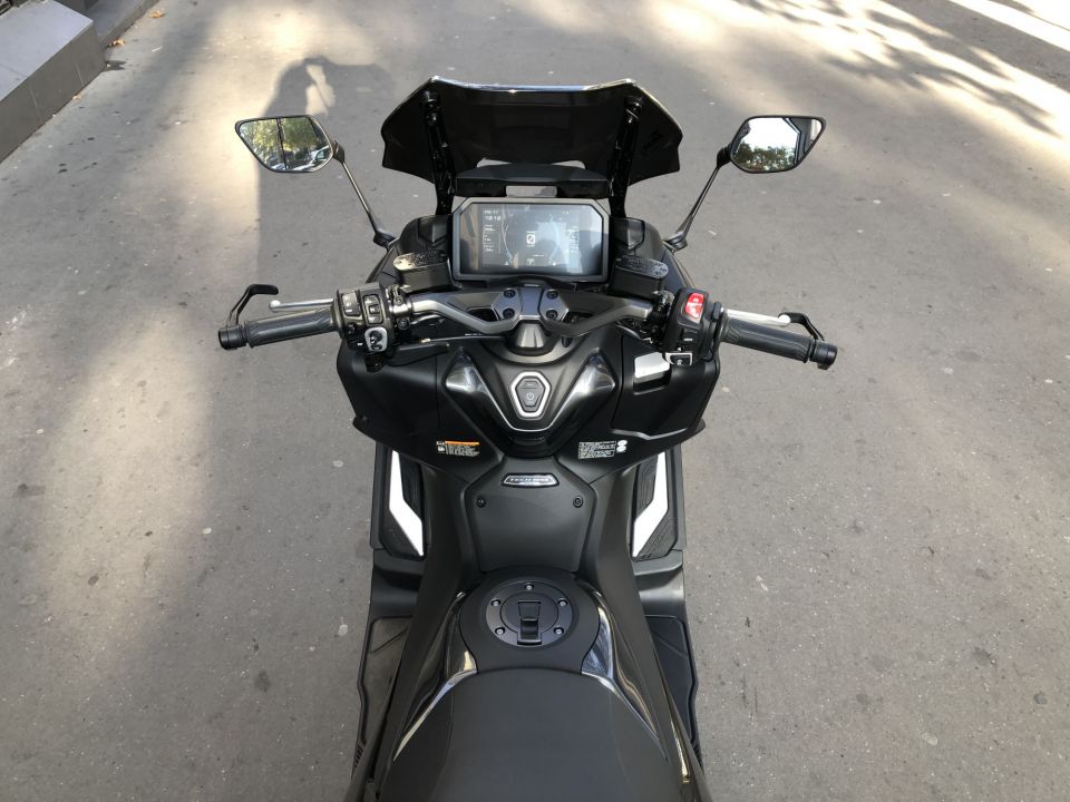 YAMAHA XP T-MAX 560 TECH MAX 4