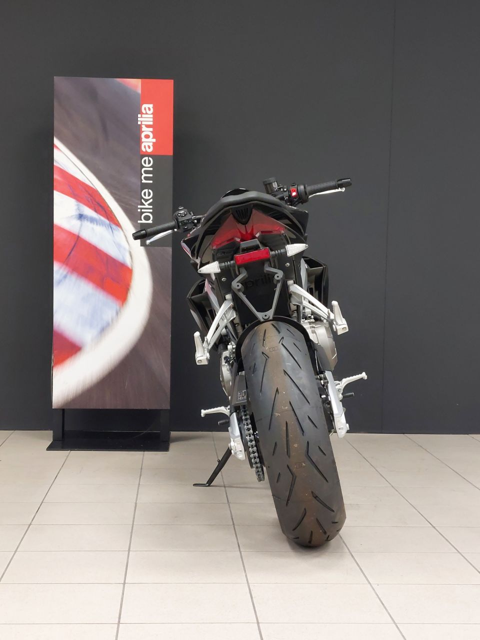 APRILIA TUONO 660 FACTORY 4